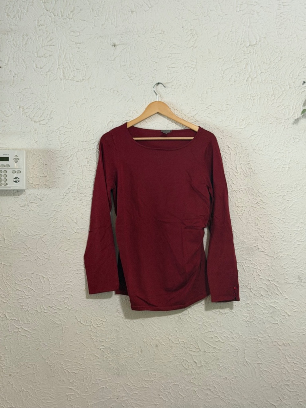 Ann Taylor Women’s Red Long Sleeve Pullover Sweater Size XL
